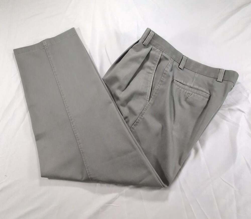 Dockers Classic Fit Pleated Khaki Dress Pants Gray Mens
